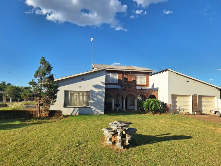 9 Bedroom Property for Sale in Zuurplaat A H North West